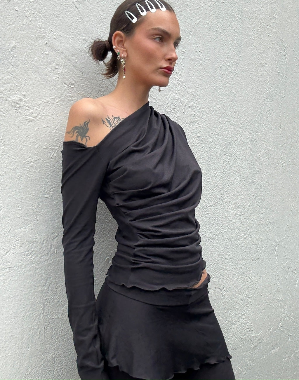 Falling Drape Top - Black