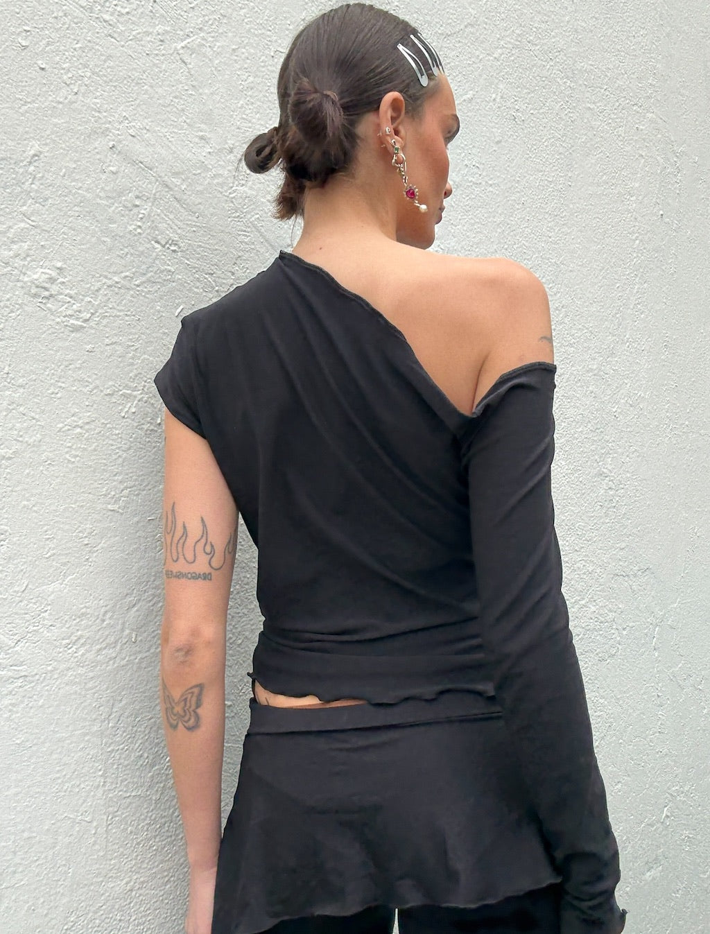 Falling Drape Top - Black