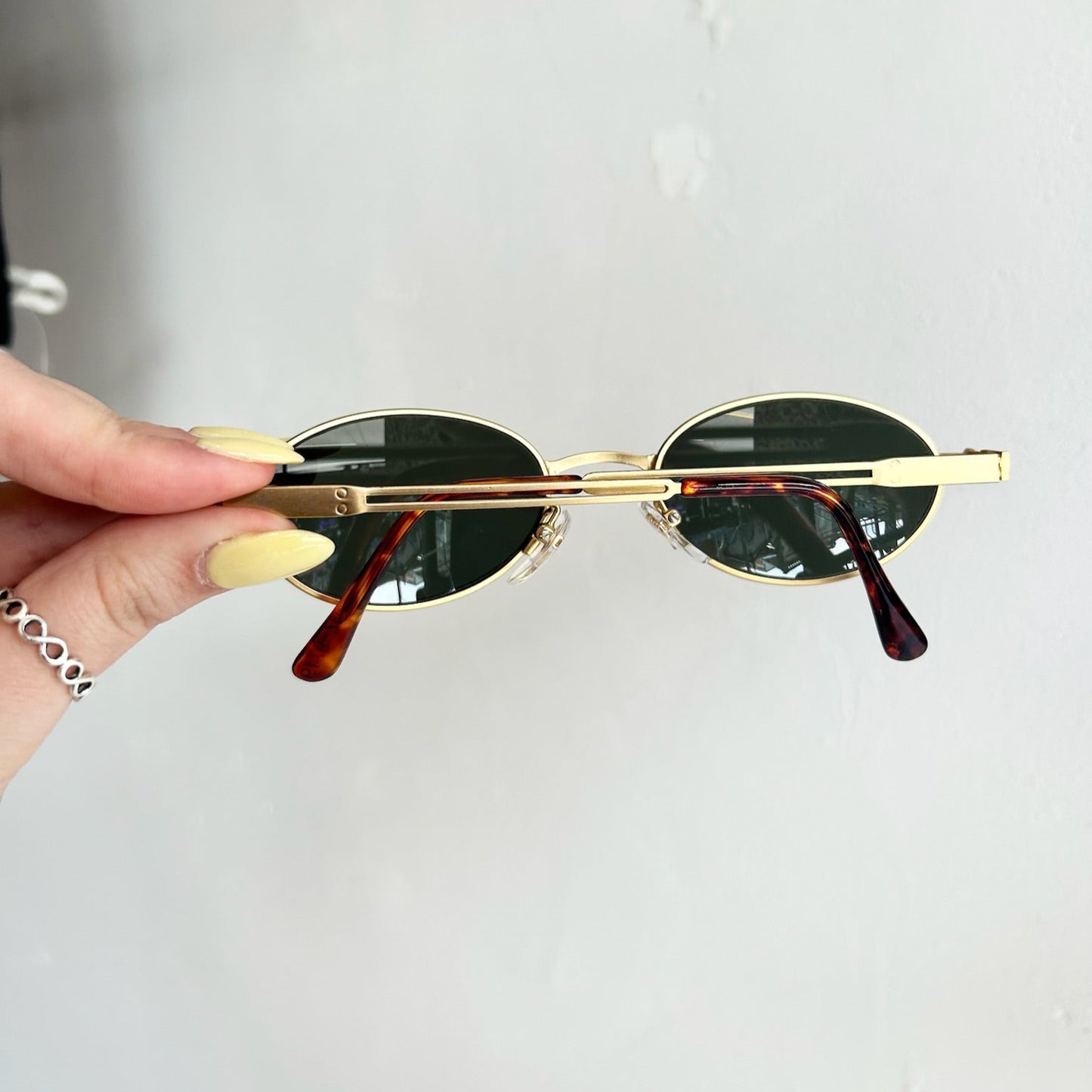 90s Gold Frame Sunglasses