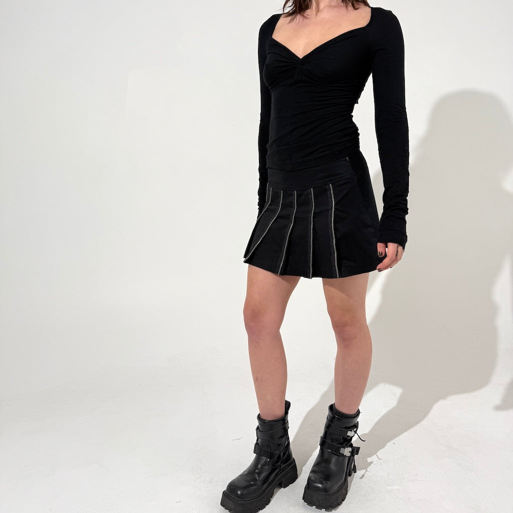 Pleated Zipper Mini Skirt