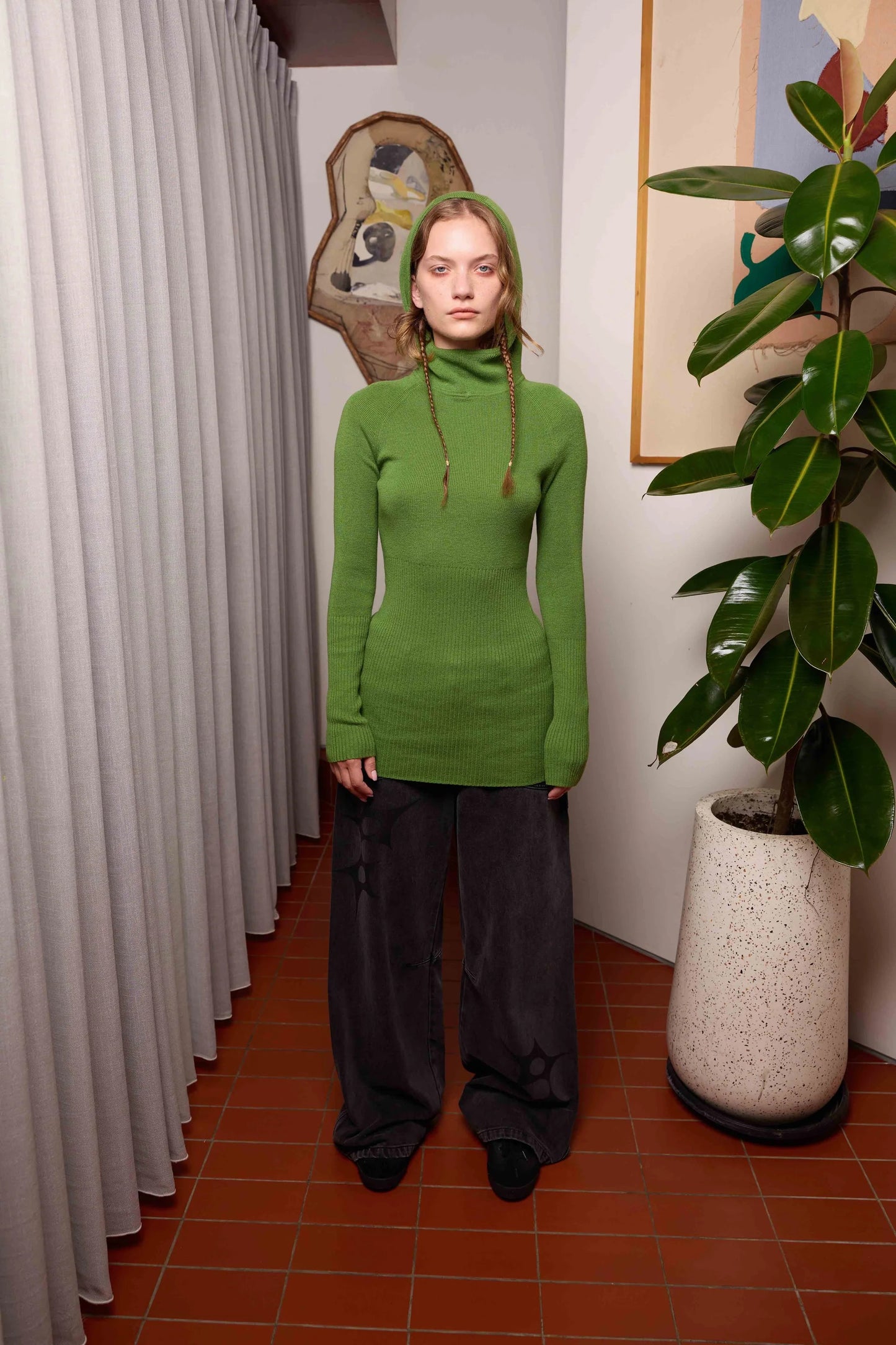 Hooded Skivvy - Pigment Green