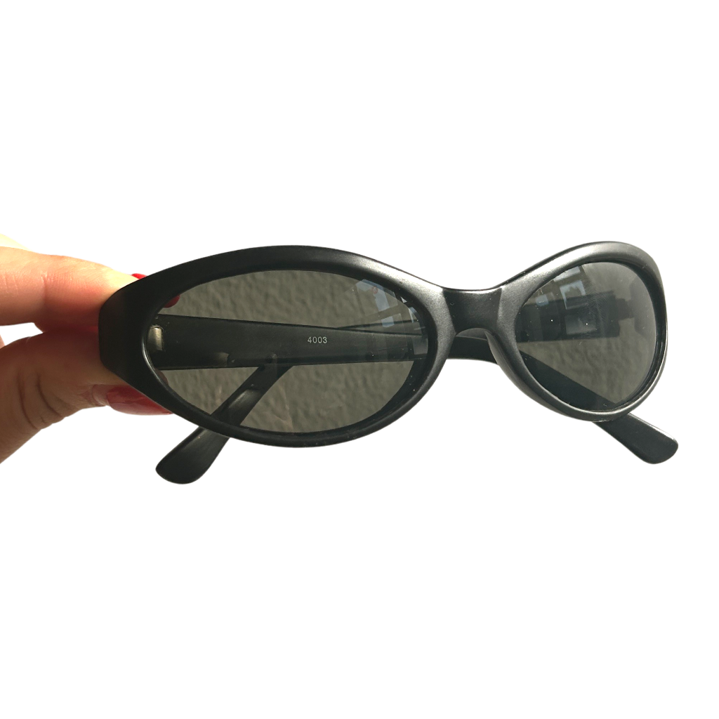 Black Vintage 90s Cat Sunglasses