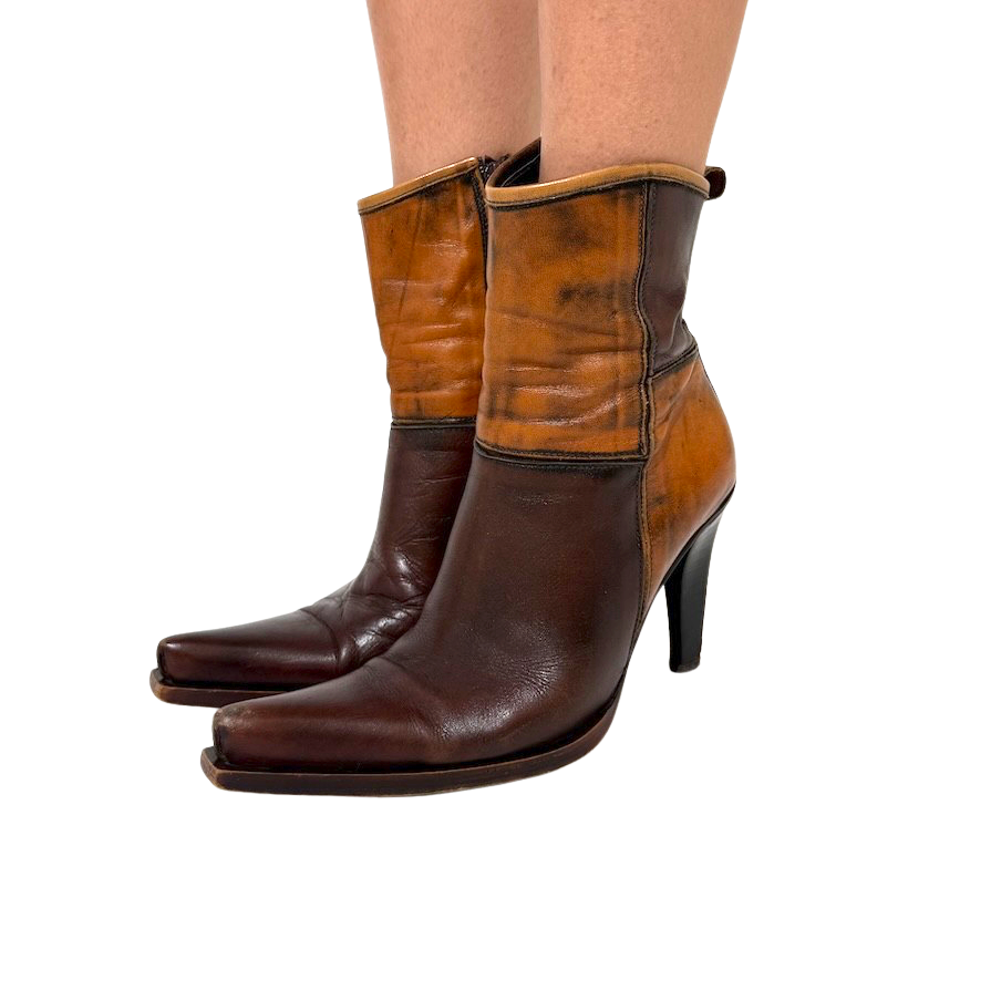 El Dante Leather Heeled Ankle Boots