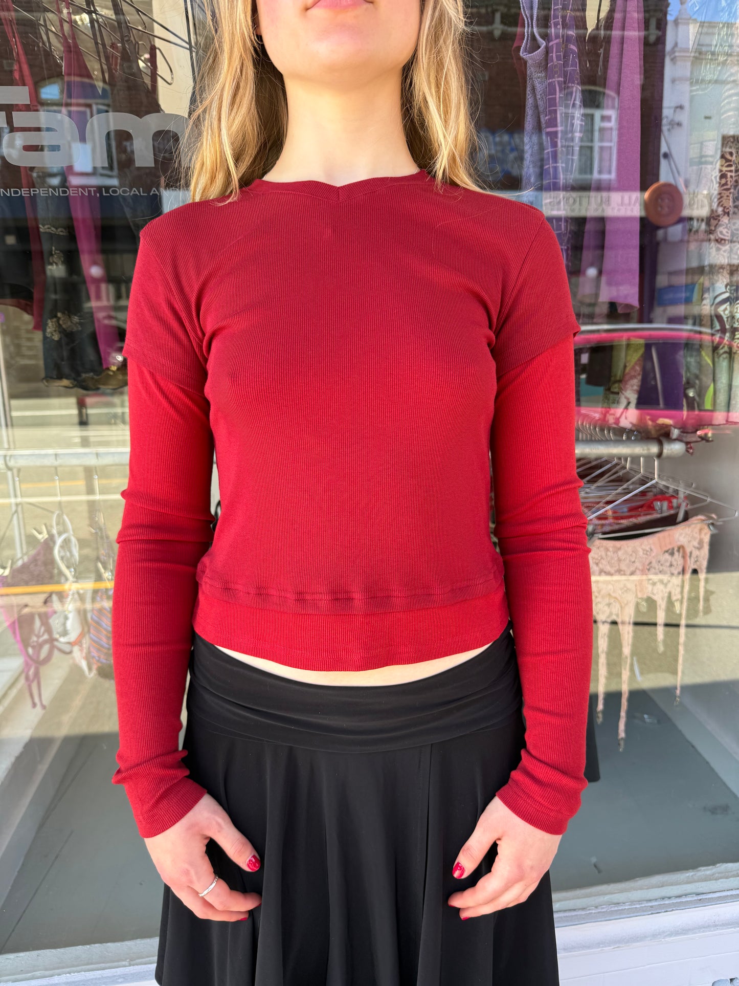 Tea Break Double Sleeve Tee Burgundy
