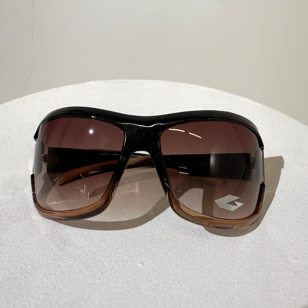 Gradient Wrap Y2K Skater Sunglasses
