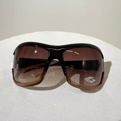 Gradient Wrap Y2K Skater Sunglasses