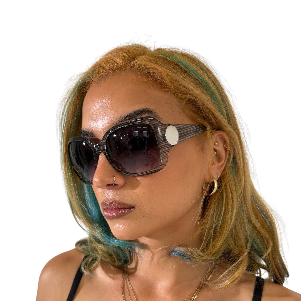Large Vikki 2000s Oversized Sunglasses