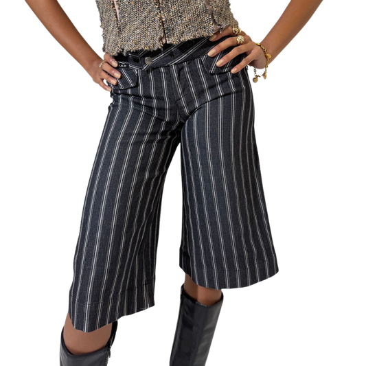 Pin Stripe Skater Jorts
